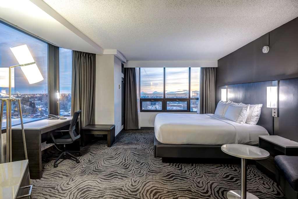 Doubletree By Hilton Calgary North Otel Oda fotoğraf